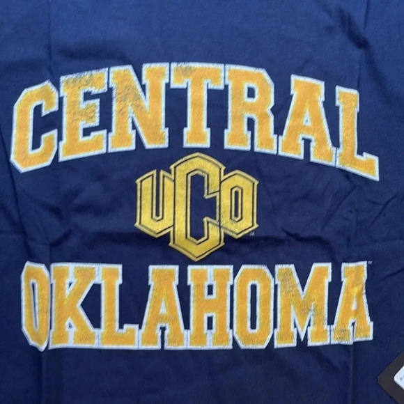 ‘47 Central Oklahoma College Football Graphic Team Short Sleeve T Shirt - Picture 2 of 3